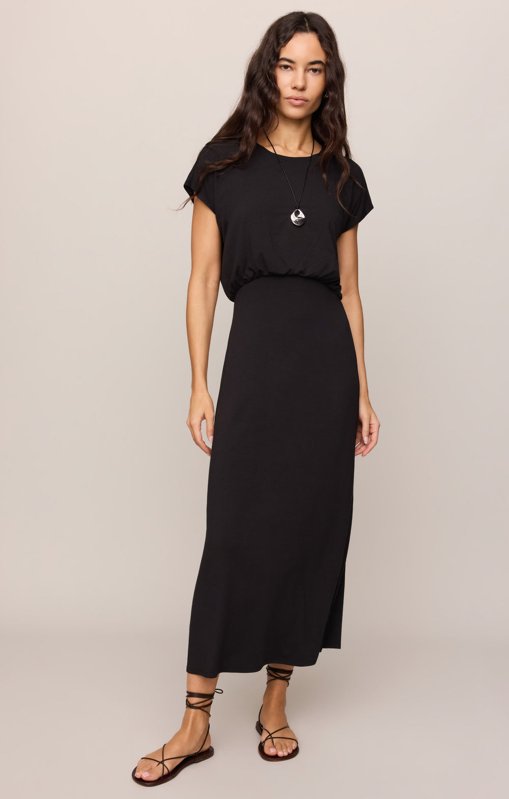 ZD263284_BLK_FRONT