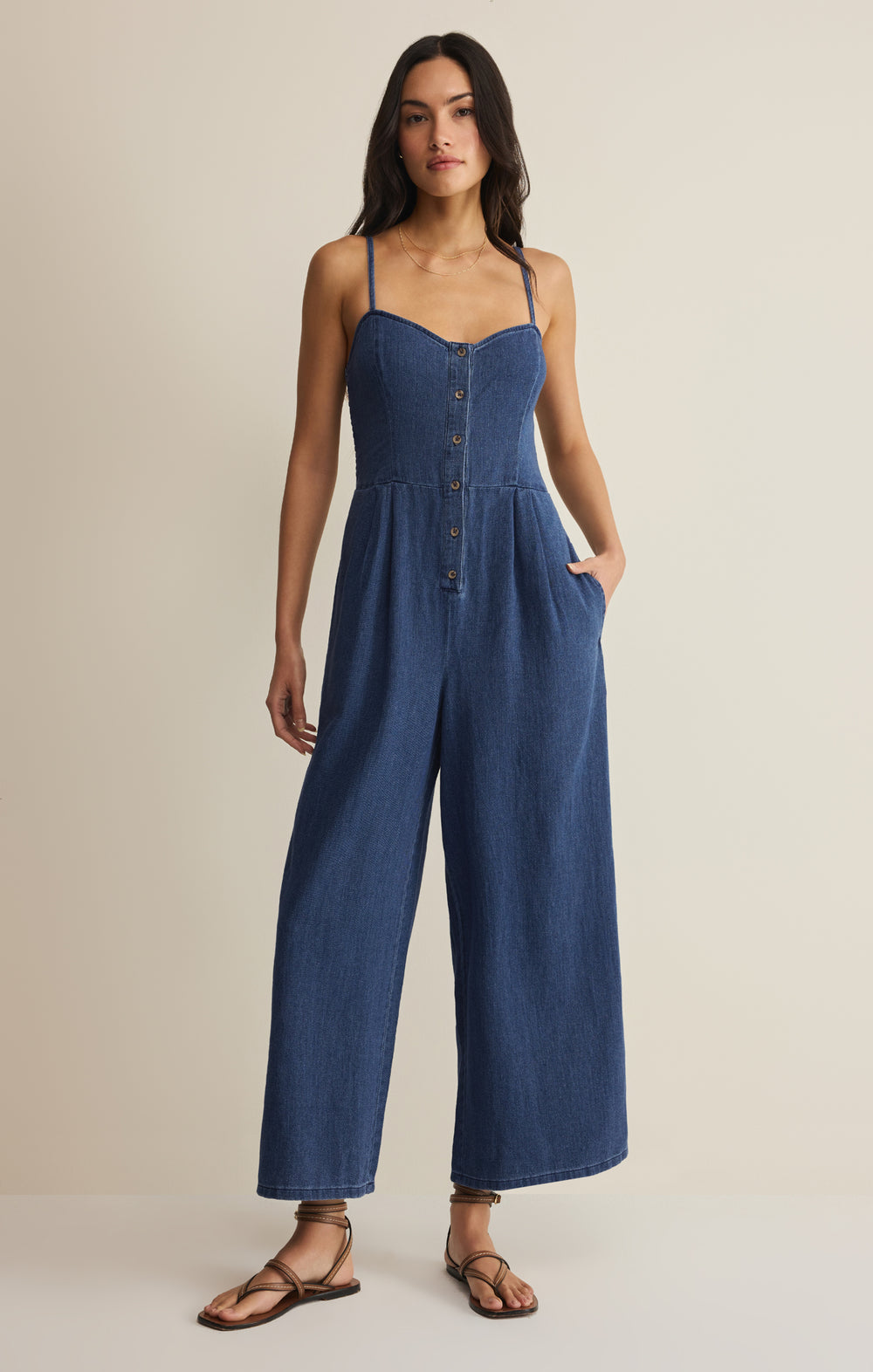 ZP262742_TWB_FRONT