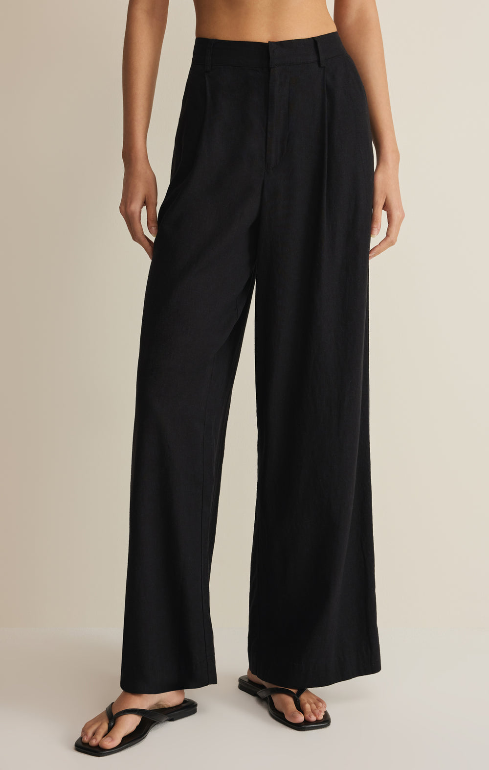 ZP262831_BLK_FRONT